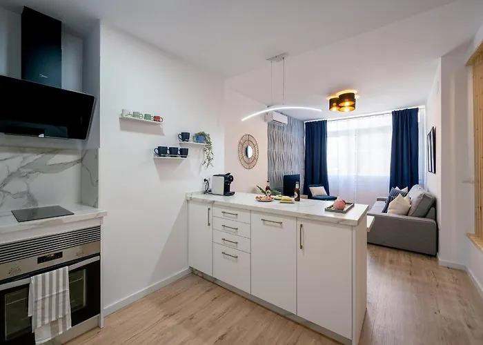 Apartamento Centro Con Parking Y Playa A 5 Min, Wifi Alta Velocidad