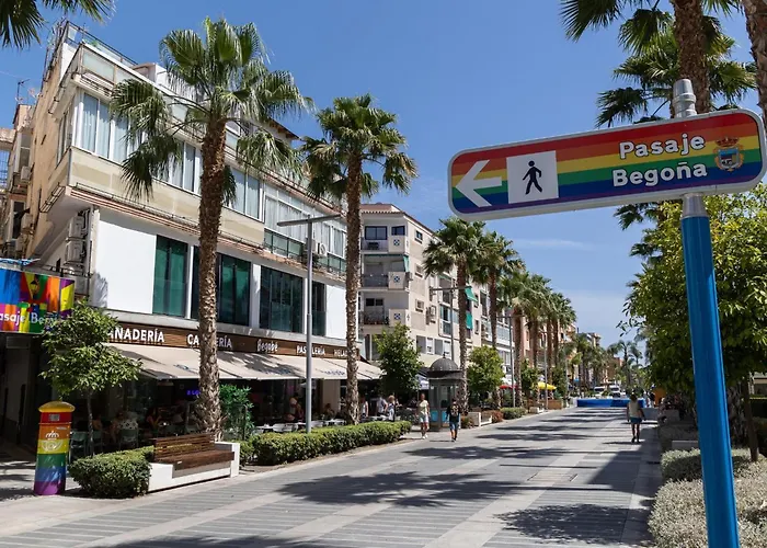 Centro Con Parking Y Playa A 5 Min, Wifi Alta Velocidad *